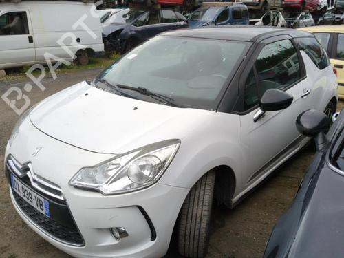 Middle console CITROËN DS3 (SA_) 1.6 HDi 110 | BP30774306I22 - Image 2