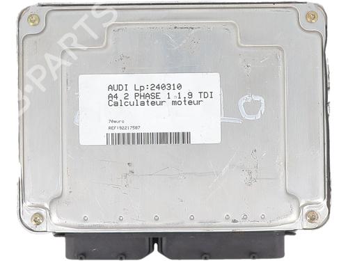 Used Engine control unit (ECU) Engine control unit (ECU) AUDI A4 B6 (8E2) 1.9 TDI (130 hp) 25660272 25660272