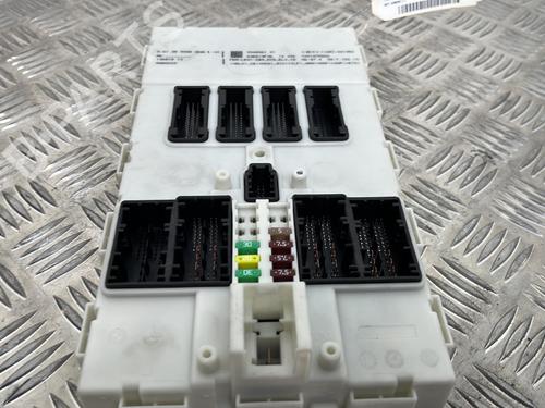 Used Electronic module BMW 1 (F21) 114 i (102 hp) 25658327