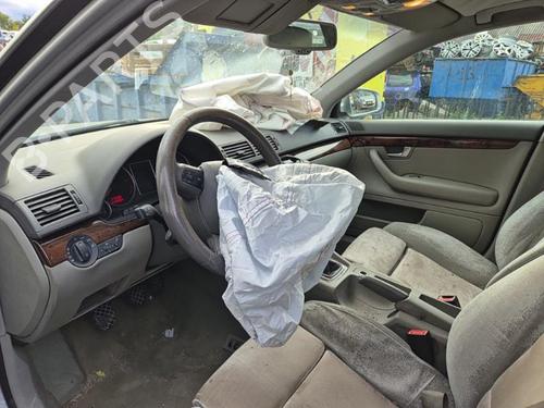 Used Steering wheel AUDI A4 B7 Avant (8ED) 2.7 TDI (180 hp) 25975903