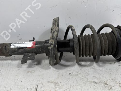 schokbreker-links-voor-renault-megane-iv-hatchback-b9amn_-2015-32068359 main image