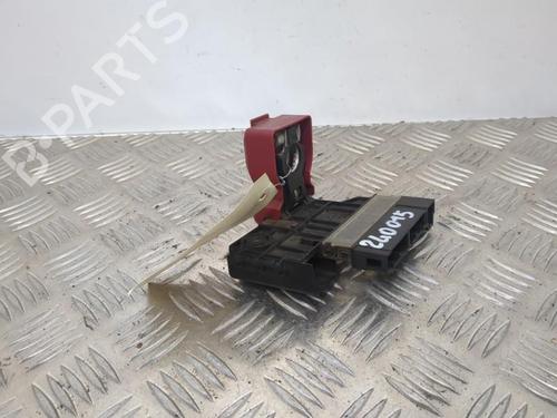 Used Electronic module NISSAN X-TRAIL II (T31) 2.0 dCi 4x4 (150 hp) 25658635