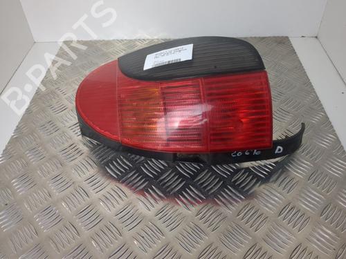 Høyre baklys RENAULT CLIO II (BB_, CB_) 1.4 16V (B/CB0P, BB13) (98 hp) 25655220