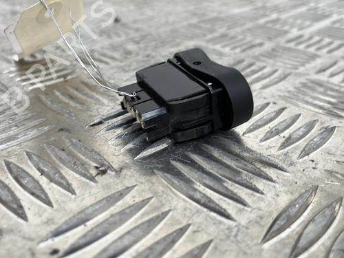 Left front window switch DACIA LOGAN MCV (KS_) 1.5 dCi (KS04) | BP25656617I27 