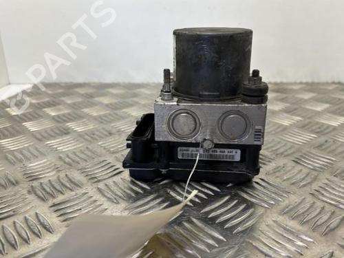 Used ABS pump FIAT GRANDE PUNTO (199_) 1.9 D Multijet (130 hp) 25658830