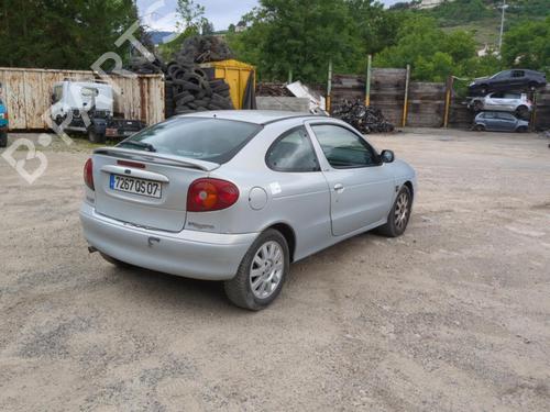 Engine control unit (ECU) RENAULT MEGANE I Coach (DA0/1_) 1.6 16V (DA0B, DA04, DA11) | BP25655258M57