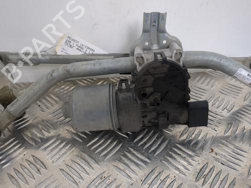 Used Front wiper motor Front wiper motor PEUGEOT 208 I (CA_, CC_) 1.5 BlueHDI 100 (102 hp) 25658275 25658275