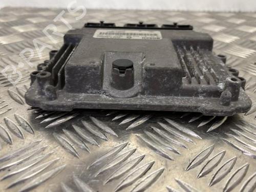 Used Engine control unit (ECU) RENAULT SCÉNIC II (JM0/1_) 1.9 dCi (JM0G, JM12, JM1G, JM2C) (120 hp) 25660673