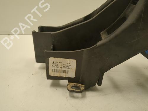 Gear lever RENAULT CLIO V (B7_) 1.0 SCe 65 (B7MG) | BP25654707M90