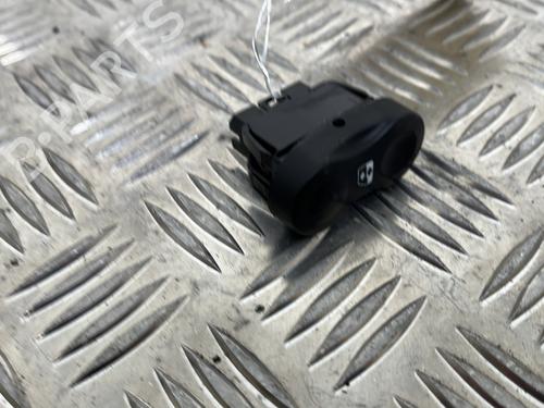 Used Left front window switch DACIA LOGAN MCV (KS_) 1.5 dCi (KS04) (88 hp) 25656617