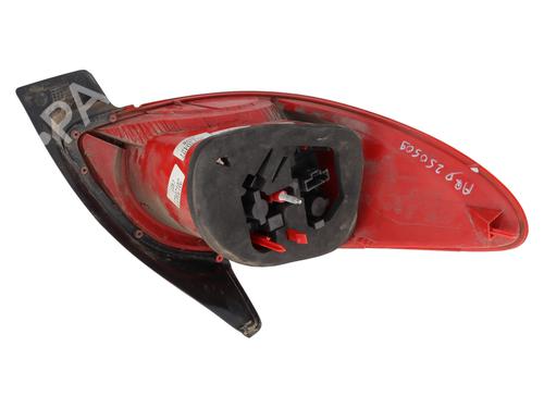 Right taillight PEUGEOT 206+ (2L_, 2M_) 1.4 HDi eco 70 | BP32238119C35