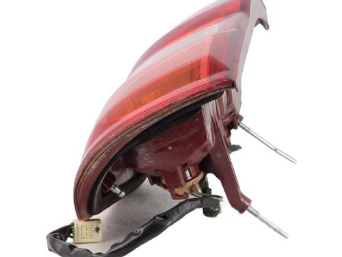 Left taillight TOYOTA RAV 4 II (_A2_) 2.0 D 4WD (CLA20_, CLA21_, CLA20R, CLA21R) | BP30462364C34