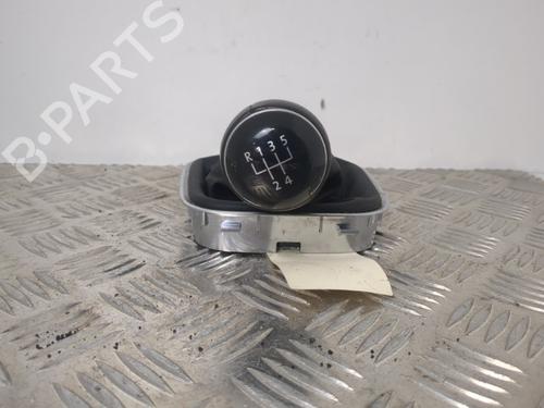 Used Gear lever VW POLO V (6R1, 6C1) 1.2 TSI 16V (90 hp) 25655403