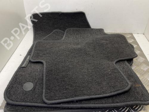 Used Other RENAULT MEGANE IV Hatchback (B9A/M/N_) 1.5 Blue dCi 115 (B9A6) (116 hp) 25658561