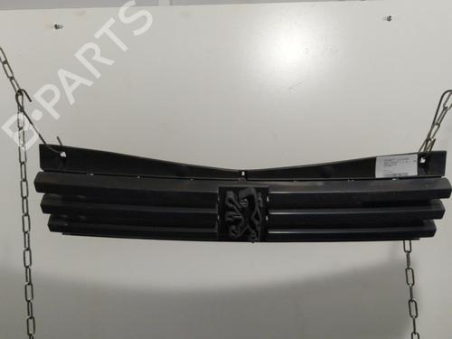 Grille PEUGEOT 205 II (20A/C) 1.4 | BP25657402C40