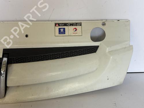 Used Grille Grille 38723364 38723364