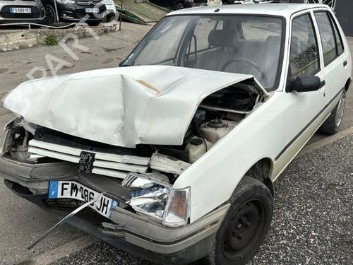 Left mirror PEUGEOT 205 II (20A/C) 1.7 Diesel | BP25660083C26 