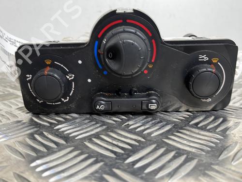 Used Climate control Climate control RENAULT CLIO III (BR0/1, CR0/1) 1.5 dCi (BR17, CR17) (86 hp) 25655068 25655068