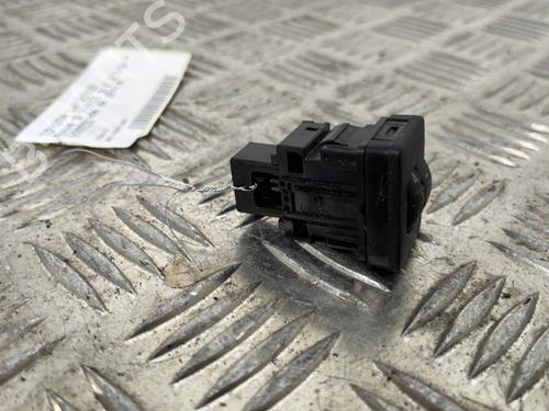 Used Headlight switch Headlight switch TOYOTA RAV 4 III (_A3_) 2.2 D 4WD (ALA30_, ALA30R) (150 hp) 25656664 25656664