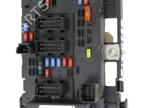 Used Fuse box Fuse box CITROËN XSARA PICASSO (N68) 1.6 HDi (90 hp) 25658915 25658915