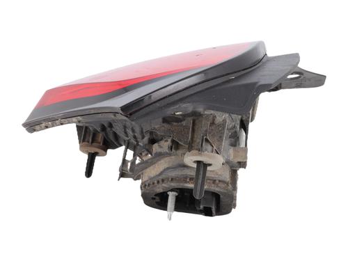 Used Right taillight Right taillight 32122641 32122641