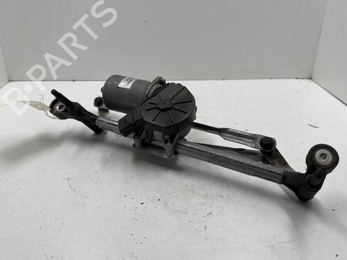 Used Front wiper motor Front wiper motor OPEL CORSA E (X15) 1.3 CDTI (08, 68) (75 hp) 26168225 26168225