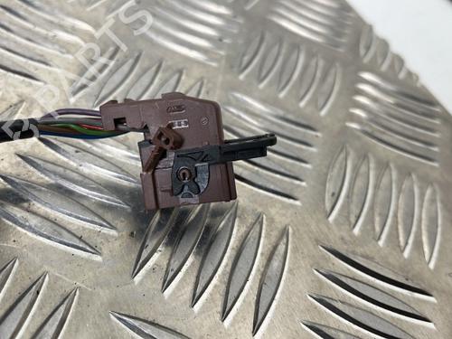 Left mirror PEUGEOT 407 SW (6E_, 6D_) 2.0 HDi 135 | BP25658448C26