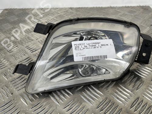 Used Right front fog light PEUGEOT 308 SW I (4E_, 4H_) 1.6 HDi (109 hp) 25660186