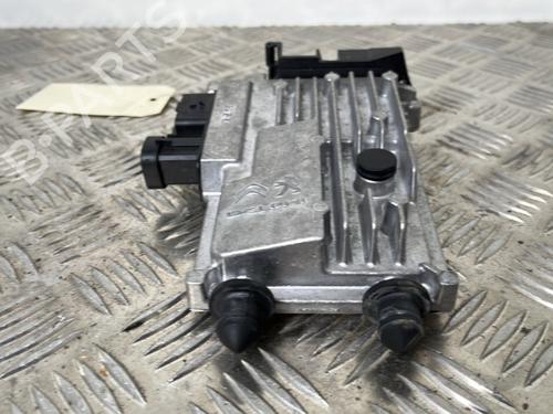Used Start/Stop ECU Start/Stop ECU PEUGEOT 308 II (LB_, LP_, LW_, LH_, L3_) 1.6 BlueHDi 120 (120 hp) 25660231 25660231