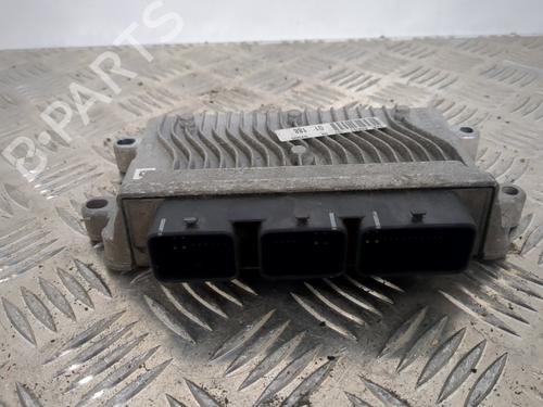 Used Engine control unit (ECU) PEUGEOT 1007 (KM_) 1.4 (75 hp) 25656453