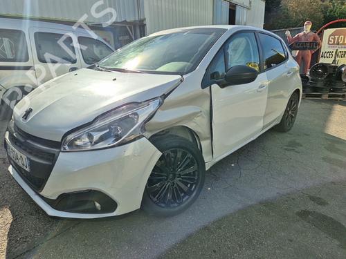 Radio PEUGEOT 208 I (CA_, CC_) 1.2 VTI 82 | BP28218167E6 