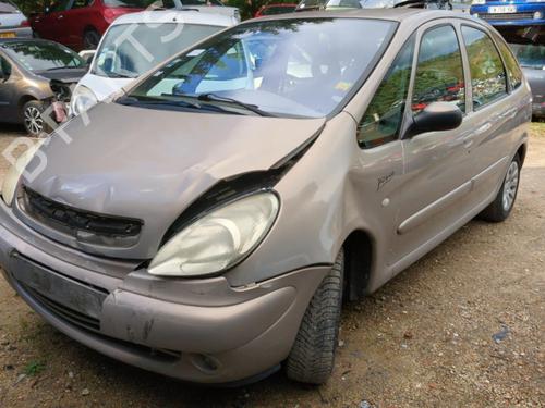 Used Engine control unit (ECU) CITROËN XSARA PICASSO (N68) 2.0 HDi (90 hp) 25657312