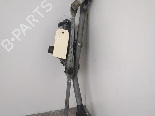 Essuie-glace moteur avant RENAULT MEGANE III Coupe (DZ0/1_) 1.6 dCi (DZ00, DZ12, DZ2A, DZ13) (130 hp) 25654855