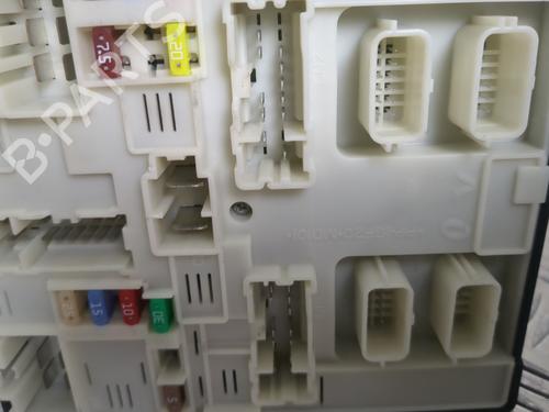 Fuse box RENAULT GRAND SCÉNIC III (JZ0/1_) 1.5 dCi (JZ09, JZ0D, JZ10, JZ14, JZ1G, JZ29, JZ2C) | BP25658127E1 
