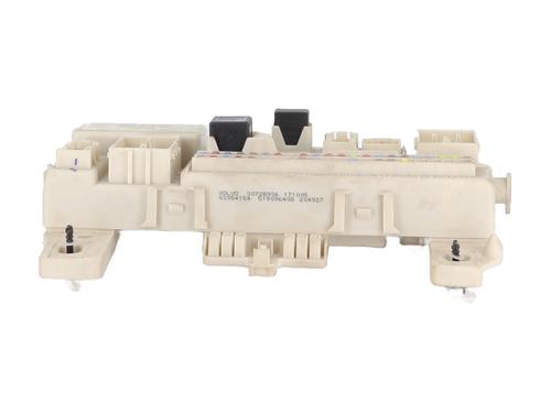 Used Fuse box Fuse box VOLVO S40 II (544) 1.6 (101 hp) 32194500 32194500