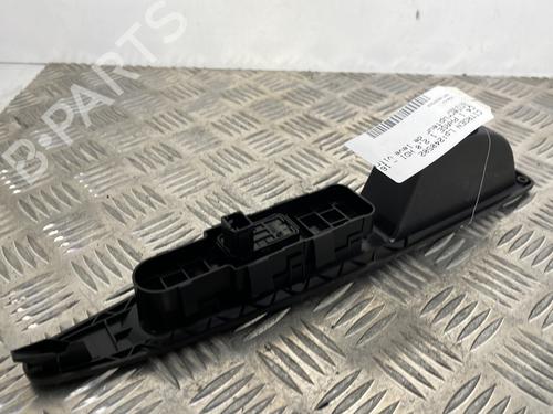 Used Right front window switch Right front window switch CITROËN C4 I (LC_) 2.0 HDi (136 hp) 25660017 25660017