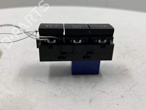 Used Switch Switch CITROËN JUMPY III Bus (V_) 2.0 BlueHDi 180 (177 hp) 25656190 25656190