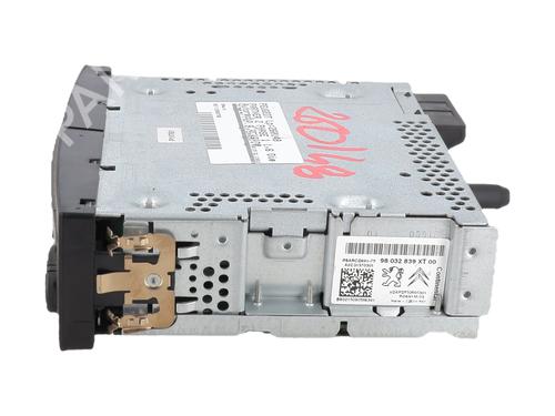 Used Radio Radio 36945299 36945299