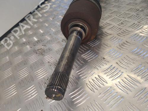 Used Right rear driveshaft Right rear driveshaft LAND ROVER RANGE ROVER SPORT I (L320) 3.0 D 4x4 (245 hp) 25657496 25657496