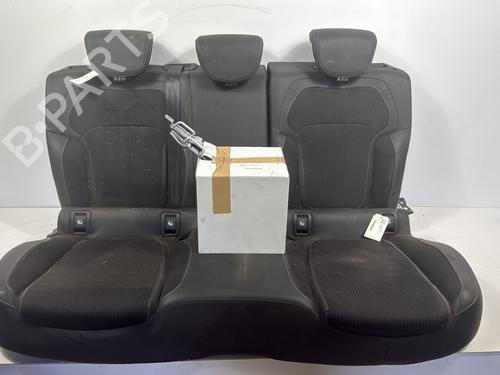 Used Rear seat RENAULT MEGANE IV Hatchback (B9A/M/N_) 1.3 TCe 140 (B9NB) (140 hp) 29402968