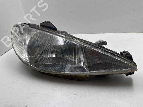 Right headlight PEUGEOT 206 Hatchback (2A/C) 1.6 i | BP26153636C29 