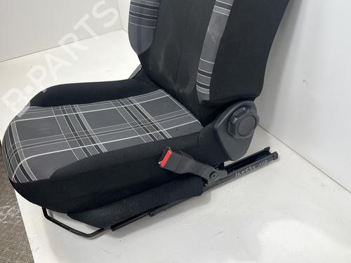 Right front seat PEUGEOT 108 1.2 | BP27483546C16  - Image 6