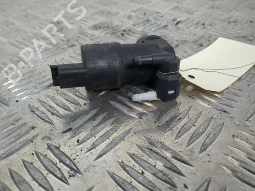 Used Washer pump Washer pump PEUGEOT 208 I (CA_, CC_) 1.6 HDi / BlueHDi 75 (75 hp) 25656505 25656505