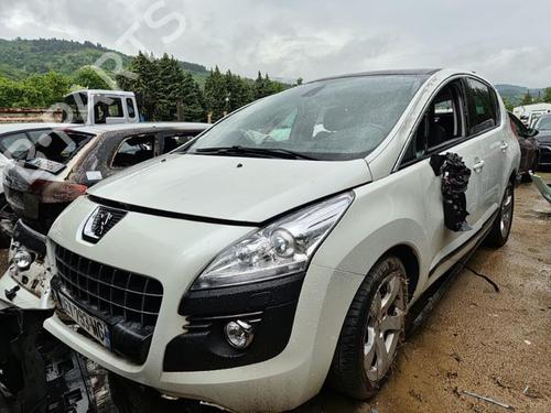 Left front fog light PEUGEOT 3008 I MPV (0U_) 2.0 HDi 150 / BlueHDi 150 | BP27564386C30 