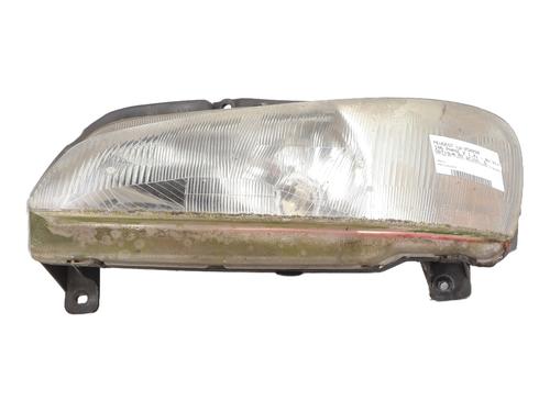 Faro izquierdo PEUGEOT 106 II (1A_, 1C_) 1.4 i (75 hp) 29820318