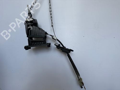 Used Gear lever Gear lever PEUGEOT 5008 II (MC_, MJ_, MR_, M4_) 1.2 THP (MRHNYH, MRHNYW, MRHNSJ, MRHNSU, MRHNSM) (131 hp) 34216482 34216482