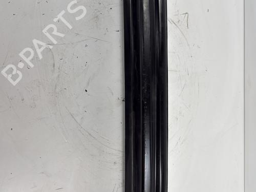Used Rear bumper reinforcement VW GOLF VI (5K1) 2.0 TDI (110 hp) 27259125