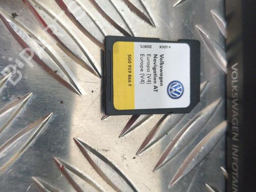 Used Radio Radio VW GOLF VII (5G1, BQ1, BE1, BE2) 1.6 TDI (105 hp) 25657477 25657477