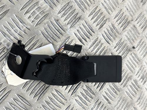 Seat buckle BMW 1 (F21) 114 i | BP25658322I32 