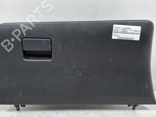 Guantera TOYOTA C-HR (_X1_) 1.8 Hybrid (ZYX10_, ZYX11_, ZYX10R, ZYX11R) (122 hp) 32271339